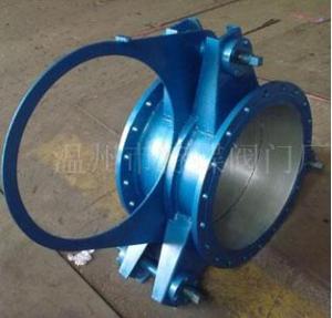 Manual fan-shaped blind plate valve